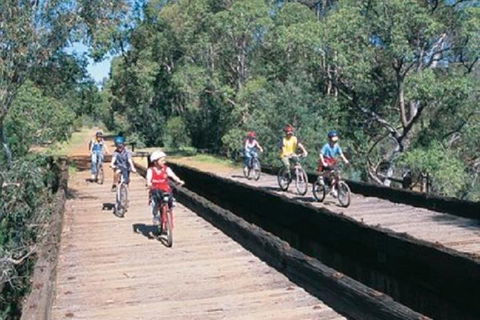 Perth Hills - Wildlife, Art & Gastronomy - Phillip Island Accommodation 2