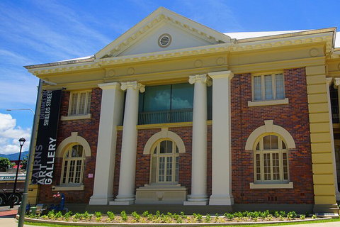 Cairns History Walking Tour - Phillip Island Accommodation 3