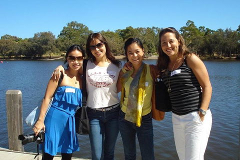 1/2 Day Swan Valley Wine Cheese & Chocolate Tour Inc Afternoon Cruise To Perth - Phillip Island Accommodation 2