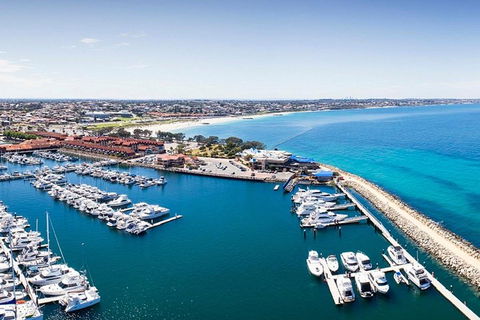 Glass Bottom Boat & Entry At AQWA - Phillip Island Accommodation 2